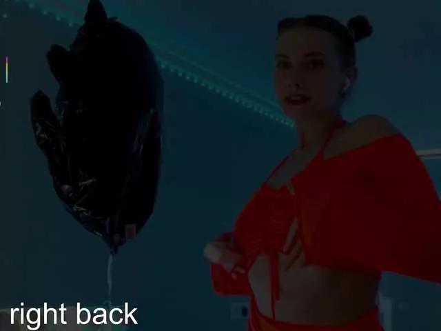 -VikkiL0vesCheese- on BongaCams 