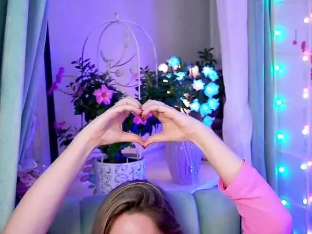 0------0 on BongaCams 