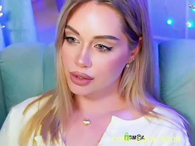 0------0 on BongaCams 