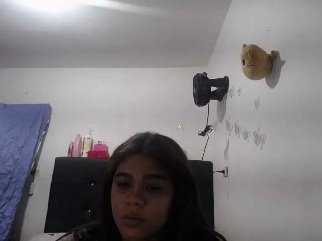 2moonsfulloflove on BongaCams