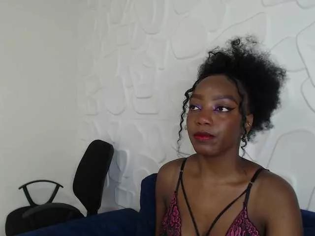 AlanaaHarrlett on BongaCams 