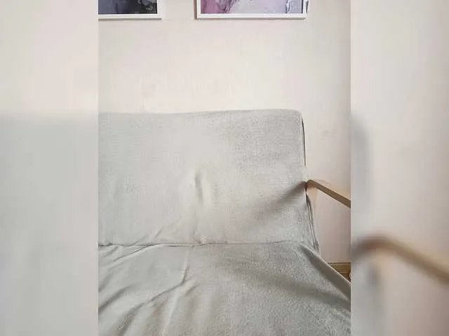 AnyaSweet18 on BongaCams 