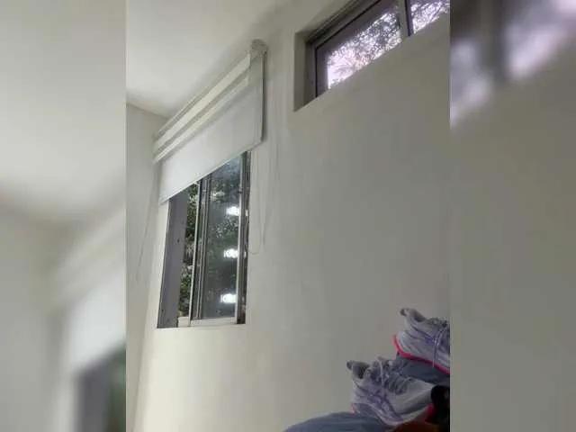 Freechat APRILHILL on BongaCams