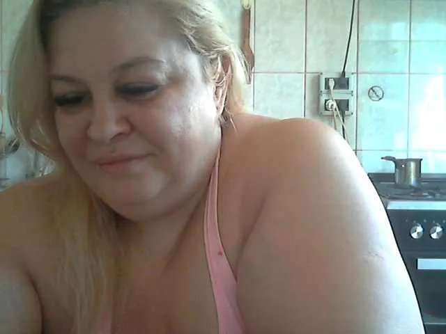 Freechat AriannaMilf on BongaCams