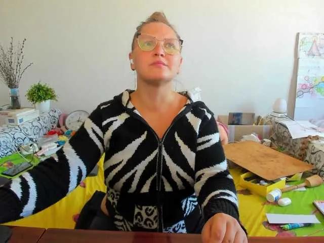 Cute AZavisimost wants you to fuck her body now AZavisimost from BongaCams