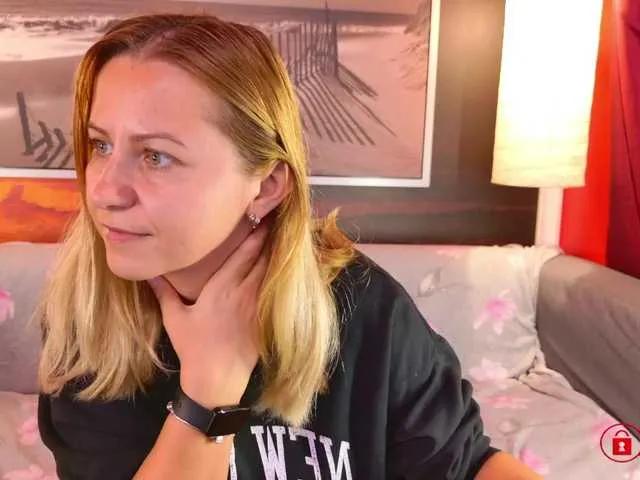 BigBoobsARRI on BongaCams 