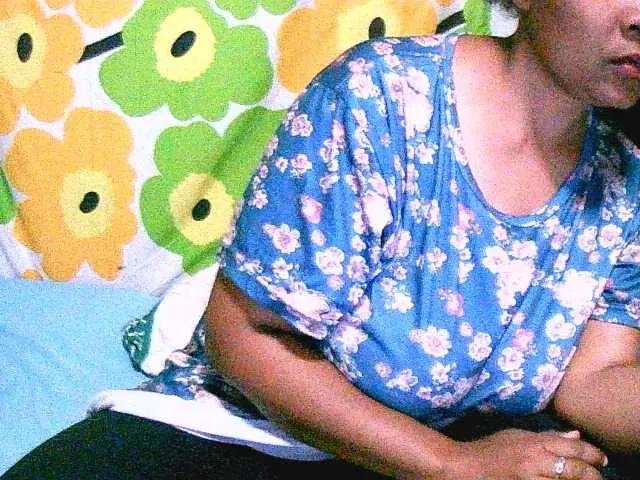 Admire 33 years old Chamnah from BongaCams Chamnah from BongaCams