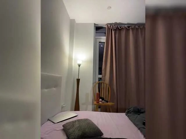 Chiculya on BongaCams 