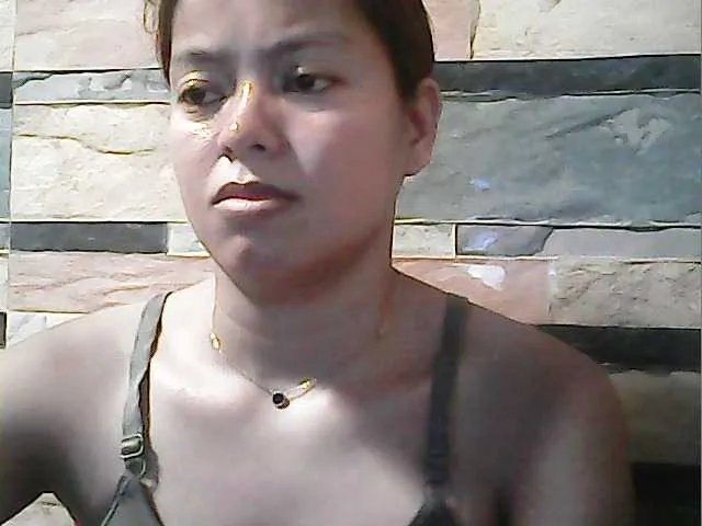 flowerhairypinay on BongaCams