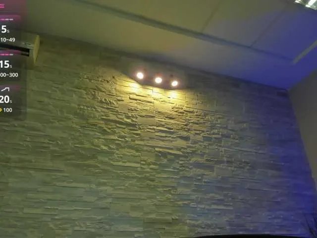 Freechat JessyBee on BongaCams