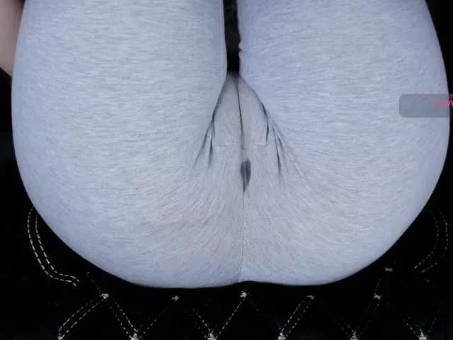 Kira-Kell on BongaCams 