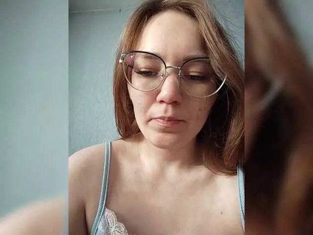 Kisa75 from BongaCams