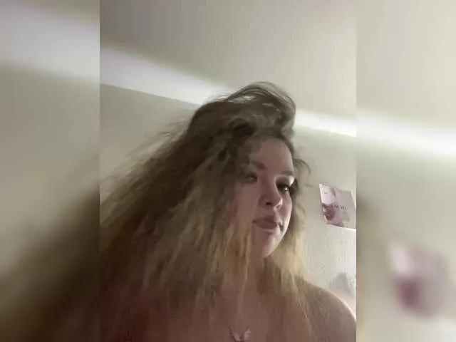 Freechat LadyEmily on BongaCams