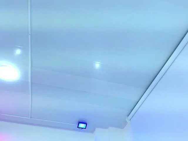 Leia-laurent from BongaCams