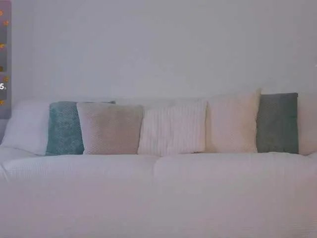 LilyRoselyn on BongaCams 