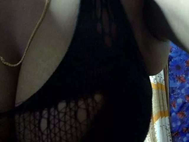 lima11 on BongaCams 