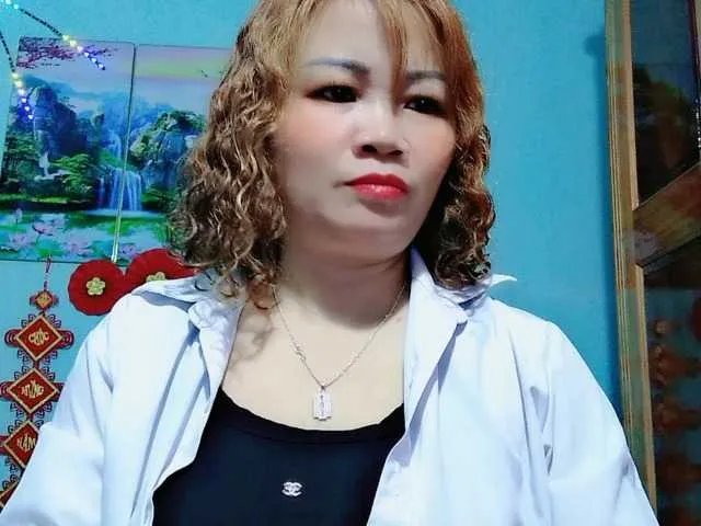 Linhanhsex2k on BongaCams