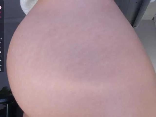 Lissalittlee from BongaCams