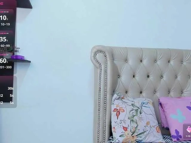 Freechat MatureBlonde on BongaCams