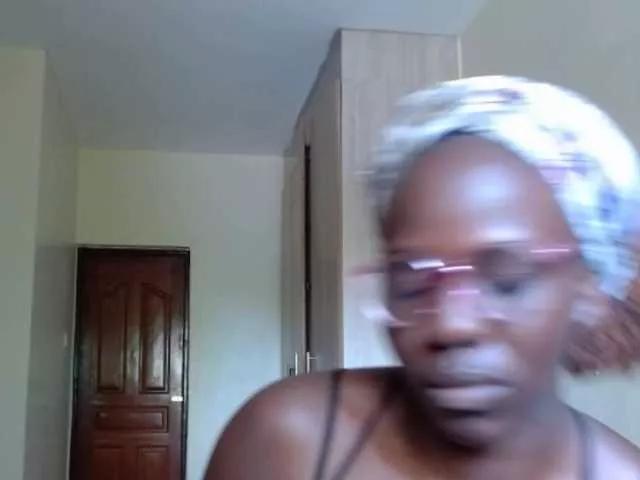 mellaninbabe on BongaCams 
