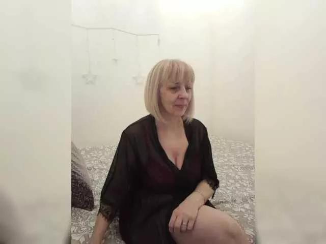 mery8poppins on BongaCams 