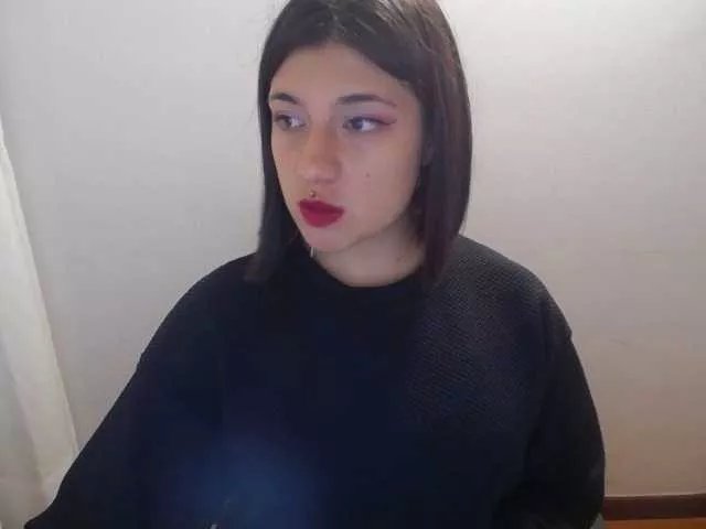 Freechat MiaJhons on BongaCams