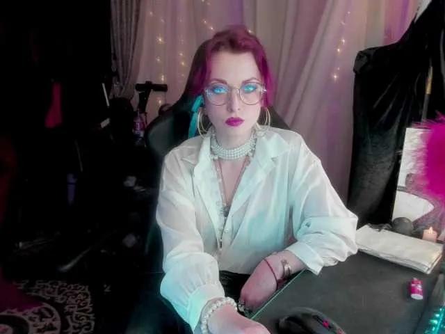 Join sweet stripper Miss-asmodeus miss-asmodeus from BongaCams
