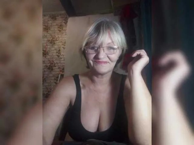 Freechat NikaGold45 on BongaCams
