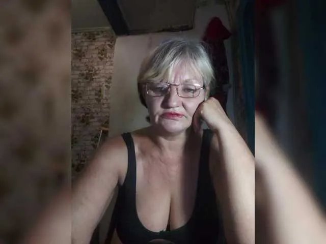 Freechat NikaGold45 on BongaCams