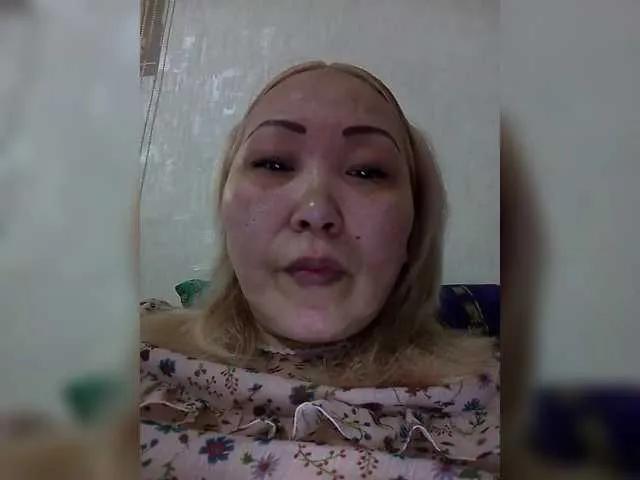 Freechat Qweentis on BongaCams