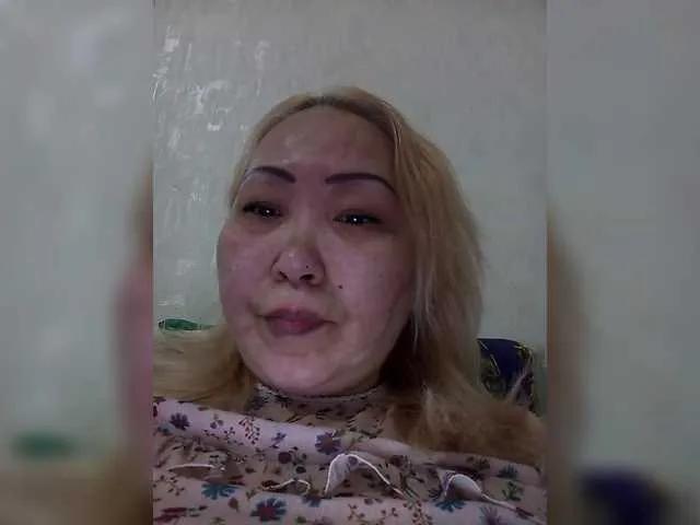 Freechat Qweentis on BongaCams