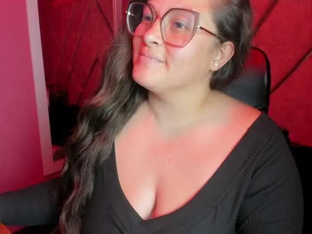 Freechat SaraThonson on BongaCams