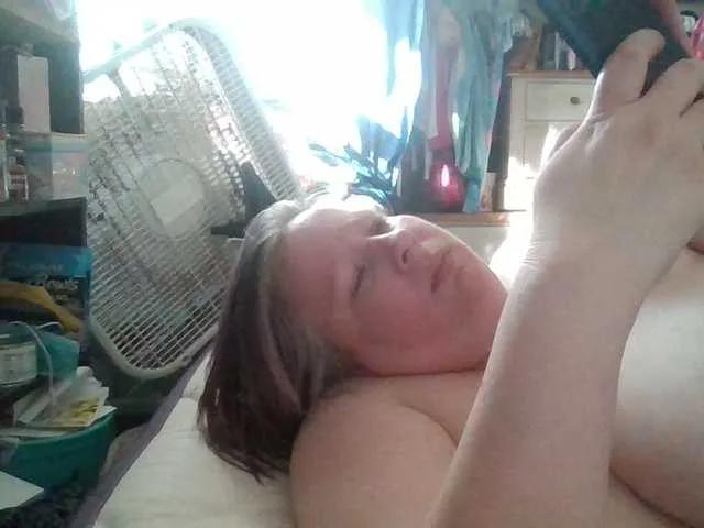 Freechat starlight1983 on BongaCams