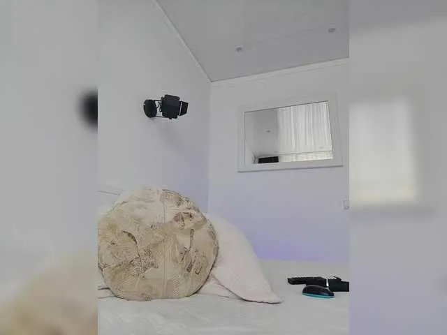 Freechat sura97 on BongaCams