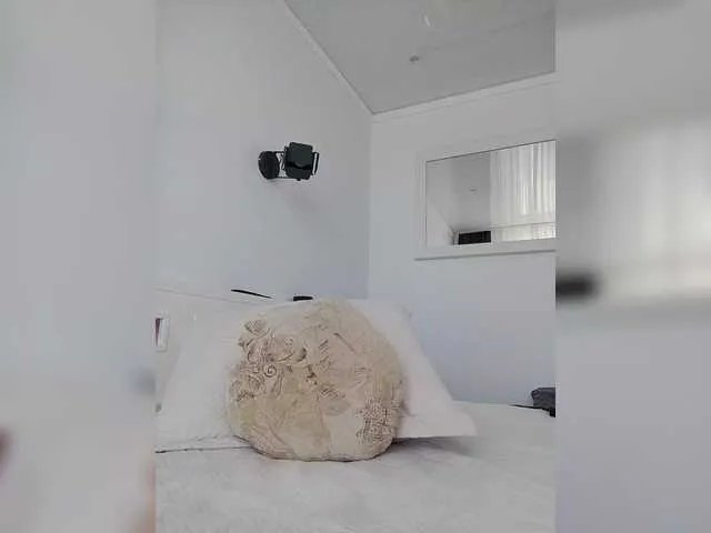 Freechat sura97 on BongaCams