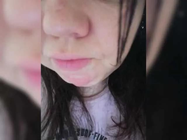 SweetDimond5 from BongaCams