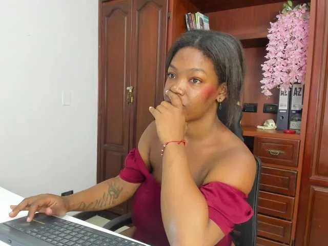 Freechat ValkiriaContee on BongaCams