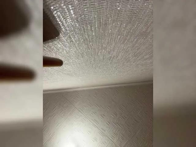 Vika19981 from BongaCams