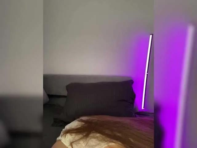 Checkout hot stripper VirusIphone virusIphone from BongaCams