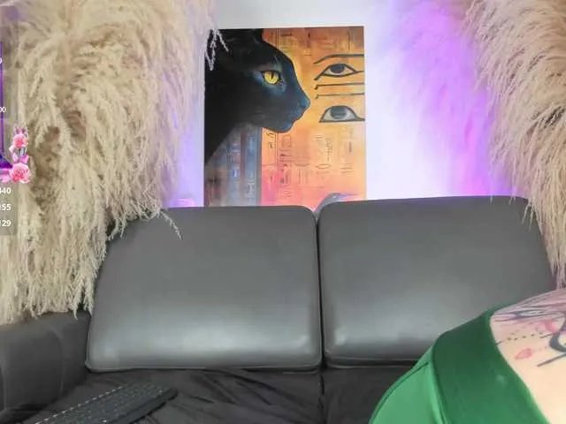 Freechat yara-hind on BongaCams