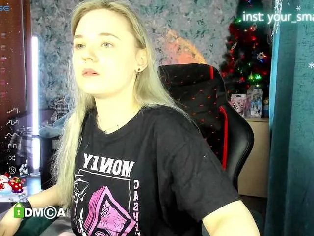 your-small-bunny from BongaCams