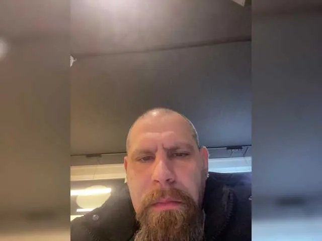 Freechat YuGoVi on BongaCams