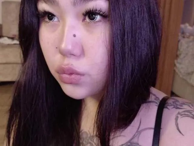 Freechat Yuriko-May on BongaCams