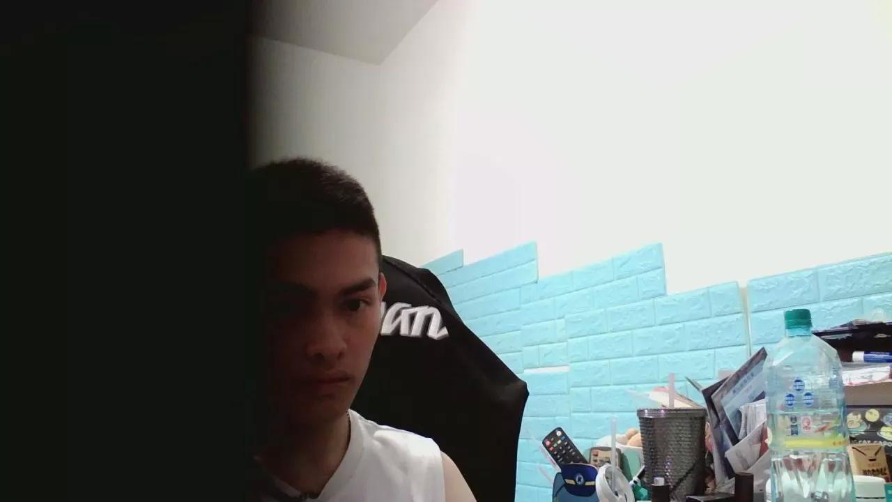a22322270 on Cam4 