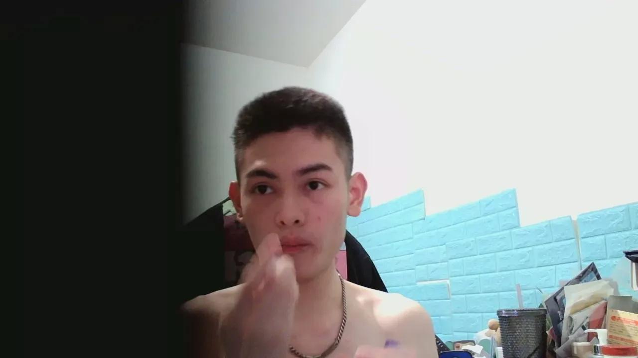a22322270 on Cam4 
