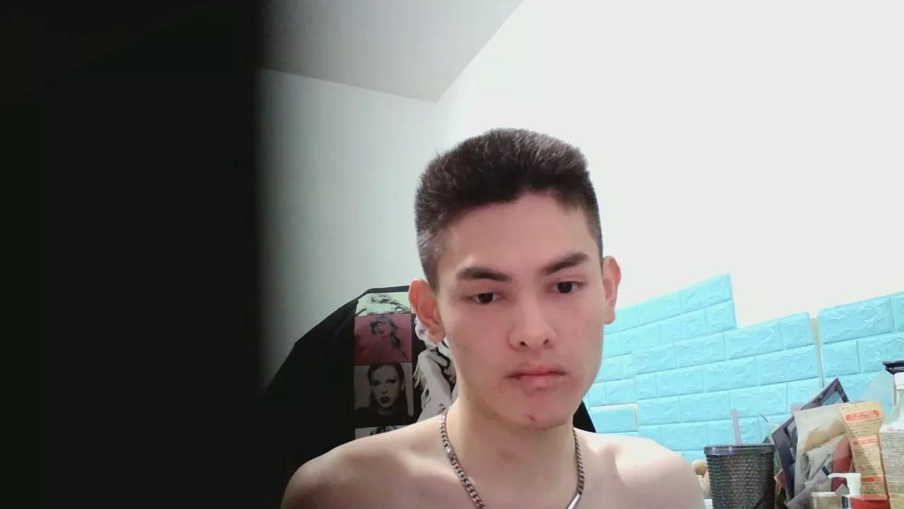 a22322270 on Cam4 