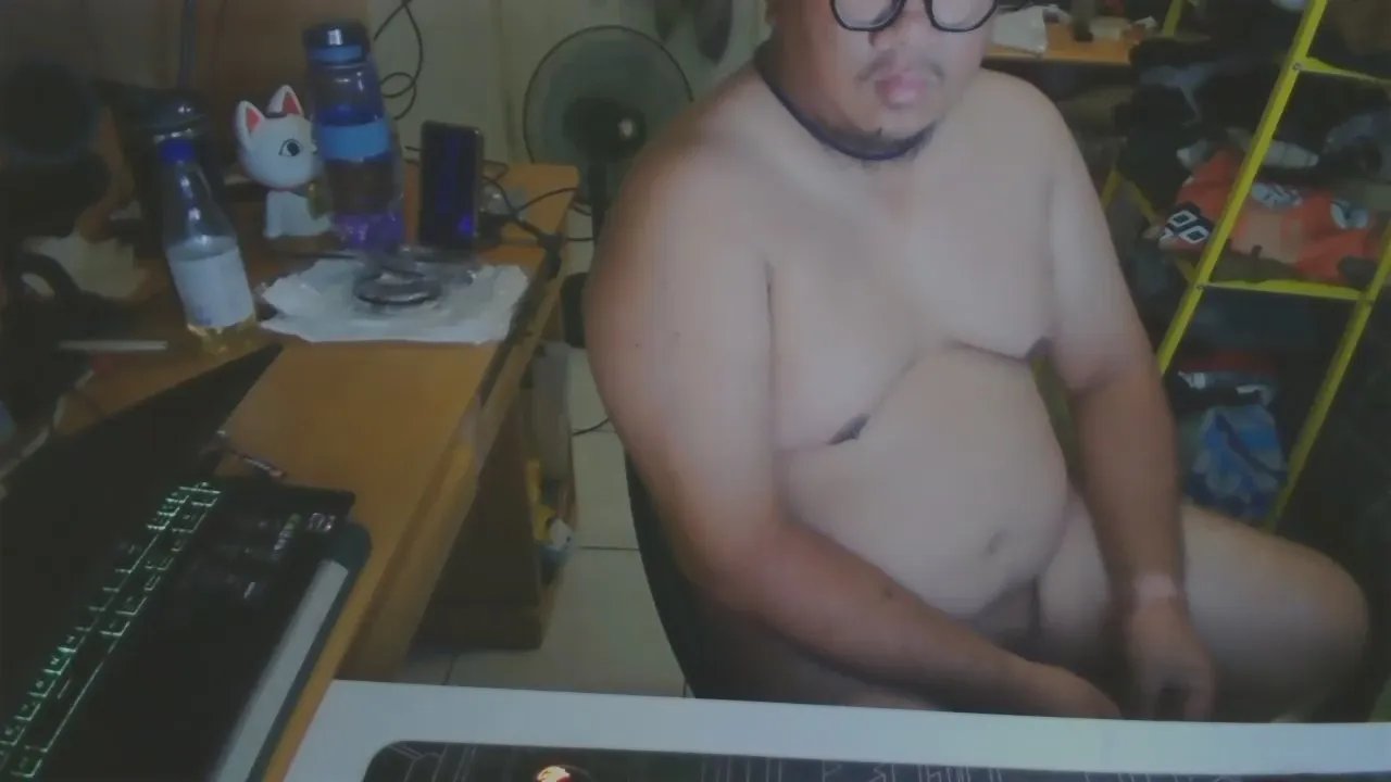 Offline aa770223 on Cam4