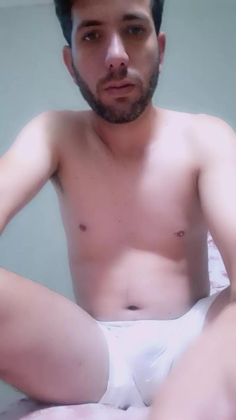 Offline Ajgo19 on Cam4
