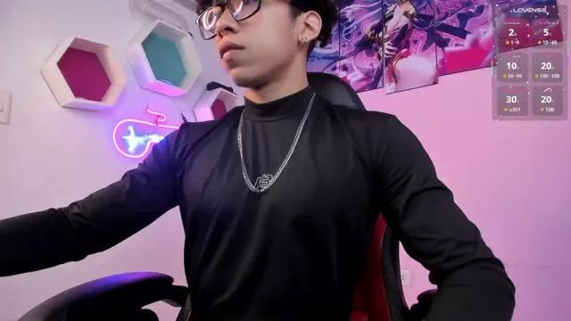 Akaza_ on Cam4 
