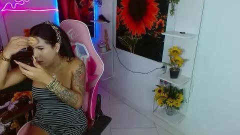 Aleja_Venus on Cam4 